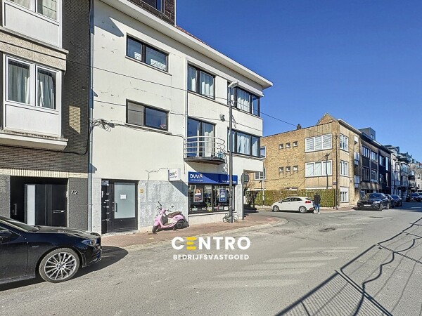 Q0774i